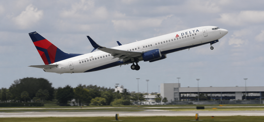 Delta Air Lines earnings: ignore the ‘noise’, stick with DAL – analyst says