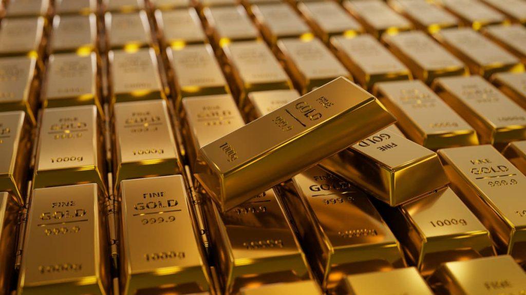 JPMorgan tweaks gold price target as Fed risks return