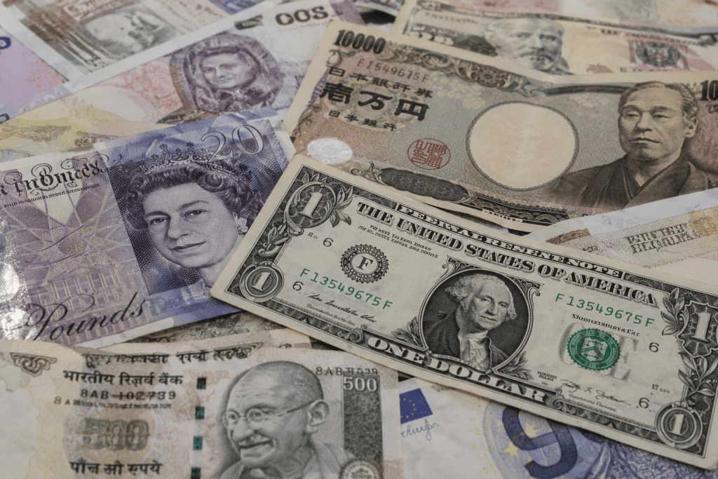 Currency markets trade mixed amid US-Iran conflict uncertainty